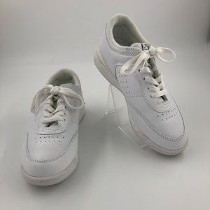 Propet White Leather Life Walker Sneakers - Size 7